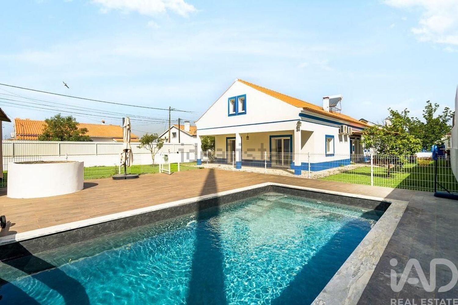 小楼房或别墅出售在Vale de Choupos - Choilo - Galeotas - 游泳池