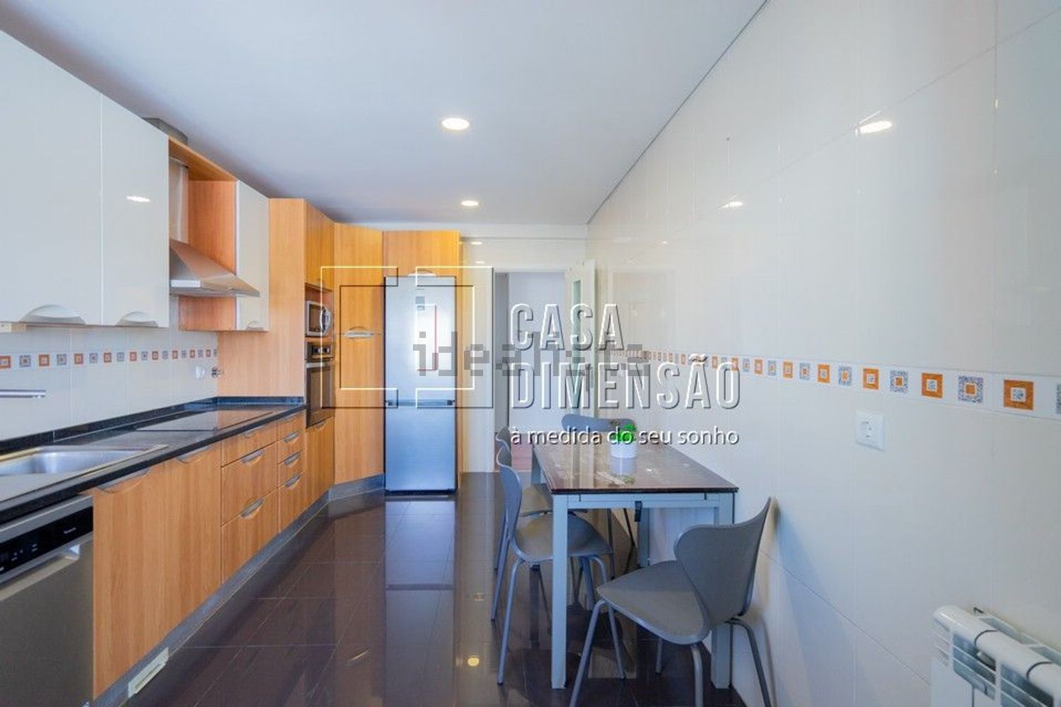 出租公寓 t2在Serra de Carnaxide - Parque de Santa Cruz - 厨房