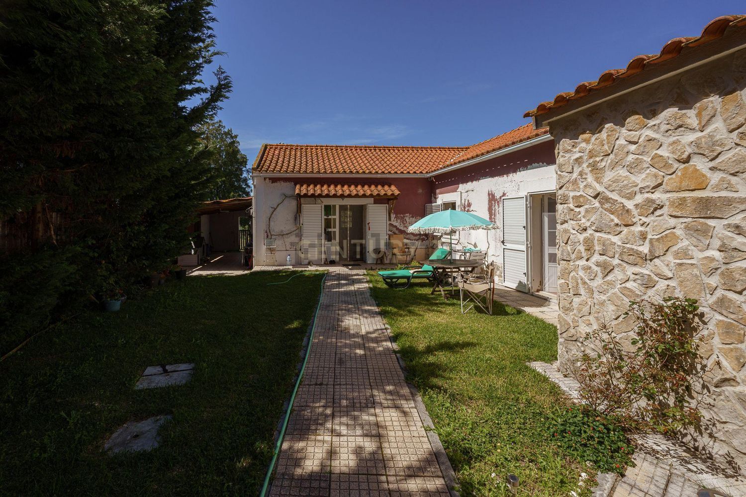 庄园出售在Rua 9 de Março, 27 - 外立面