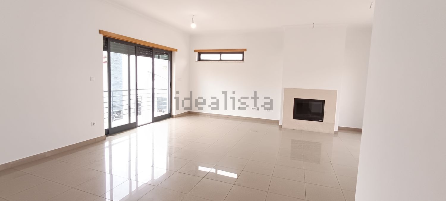 小楼房或独栋别墅出售在Rua Ferreira Soares - 居住