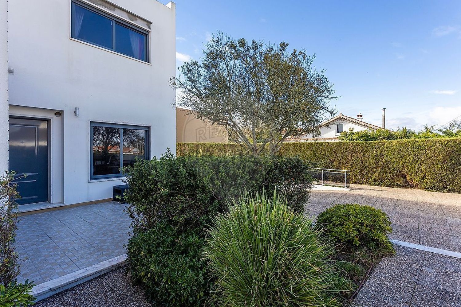 小楼房或独栋别墅出售在Largo do Juncalinho - 外立面