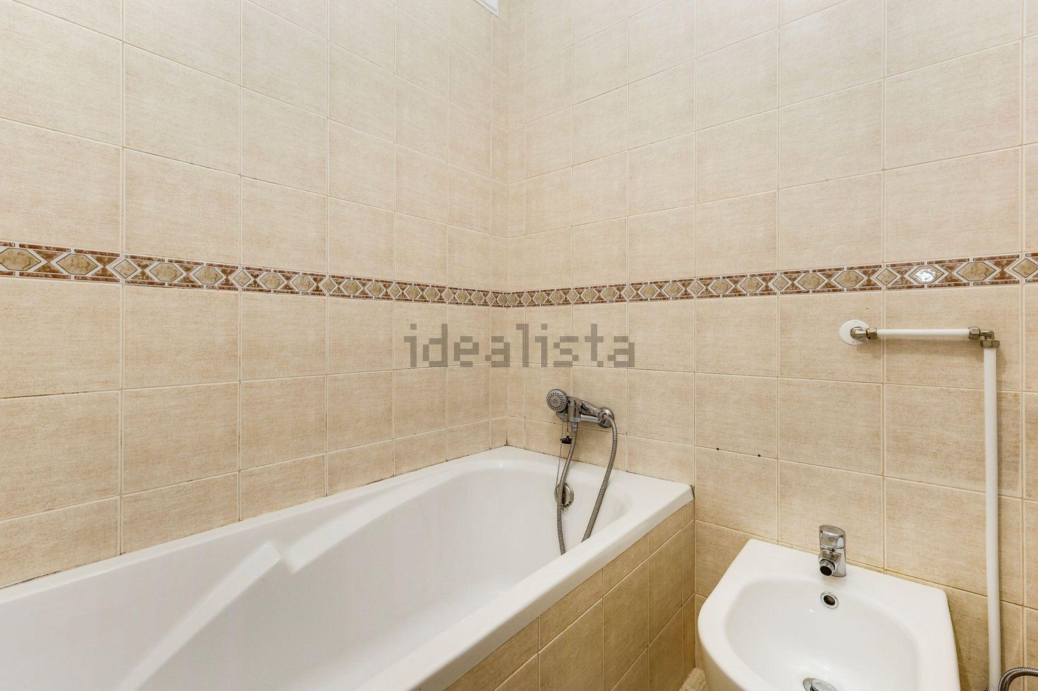 出租公寓 t2在Rua Samuel de Carvalho, 34 - 卫生间