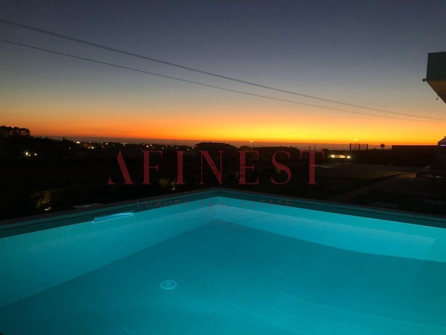 出租小楼房或独栋别墅Azinhaga do Viana - 游泳池