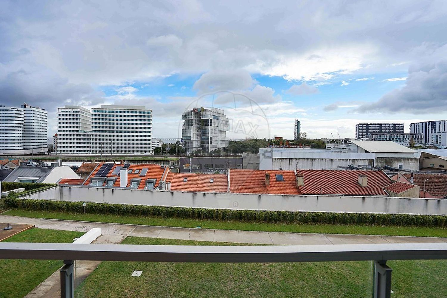 公寓 t1出售在Rua Centieira - 游泳池