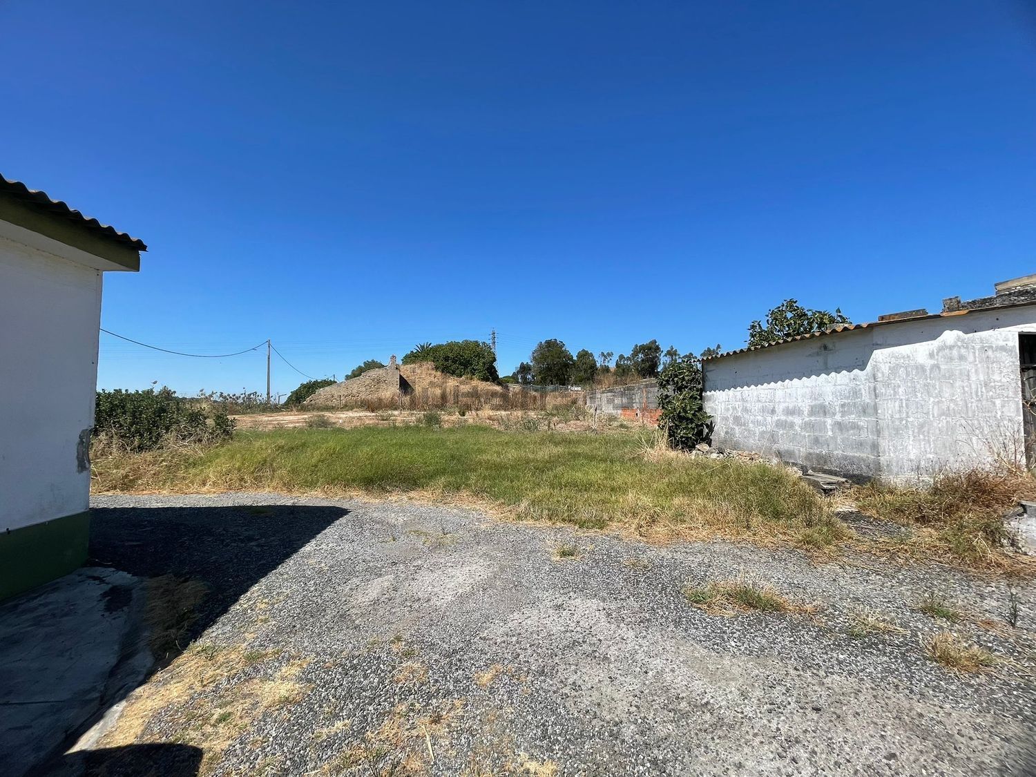 小楼房或独栋别墅出售在Palhais e Coina - 外立面