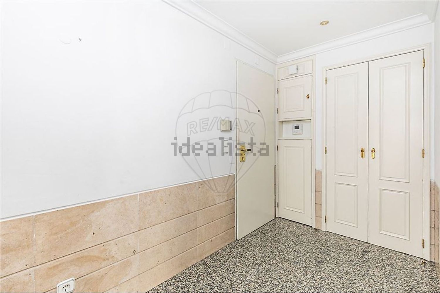 出租公寓 t4在Rua Major Neutel de Abreu - 厨房