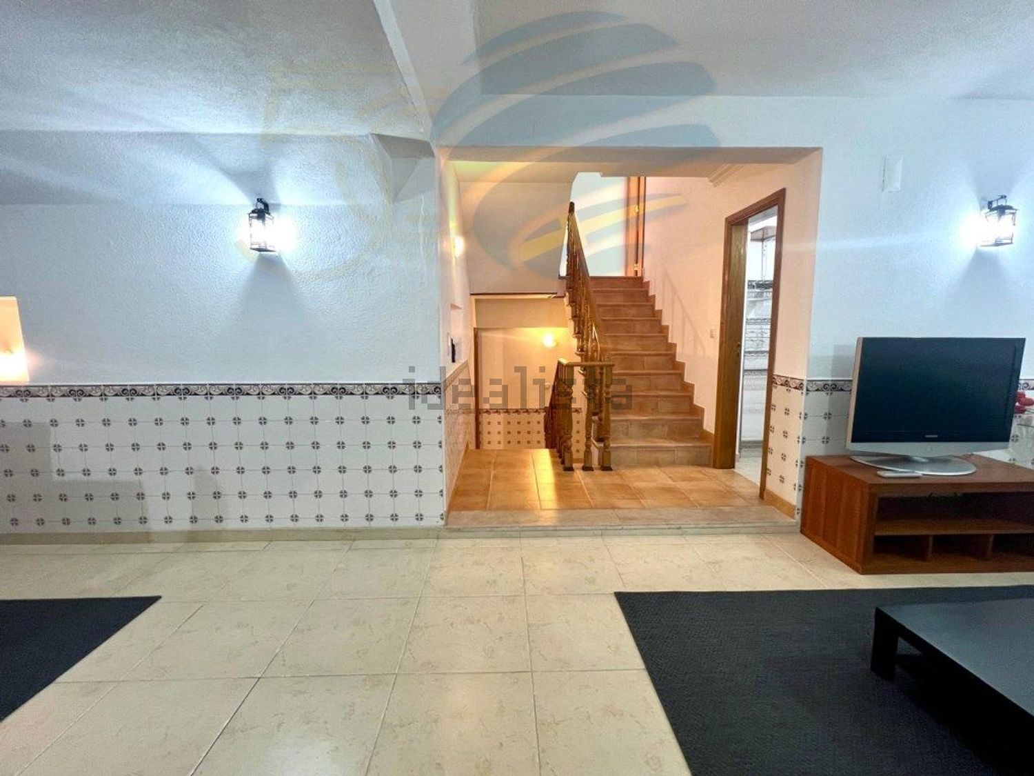 出租小楼房或独栋别墅在Talaíde - 详情