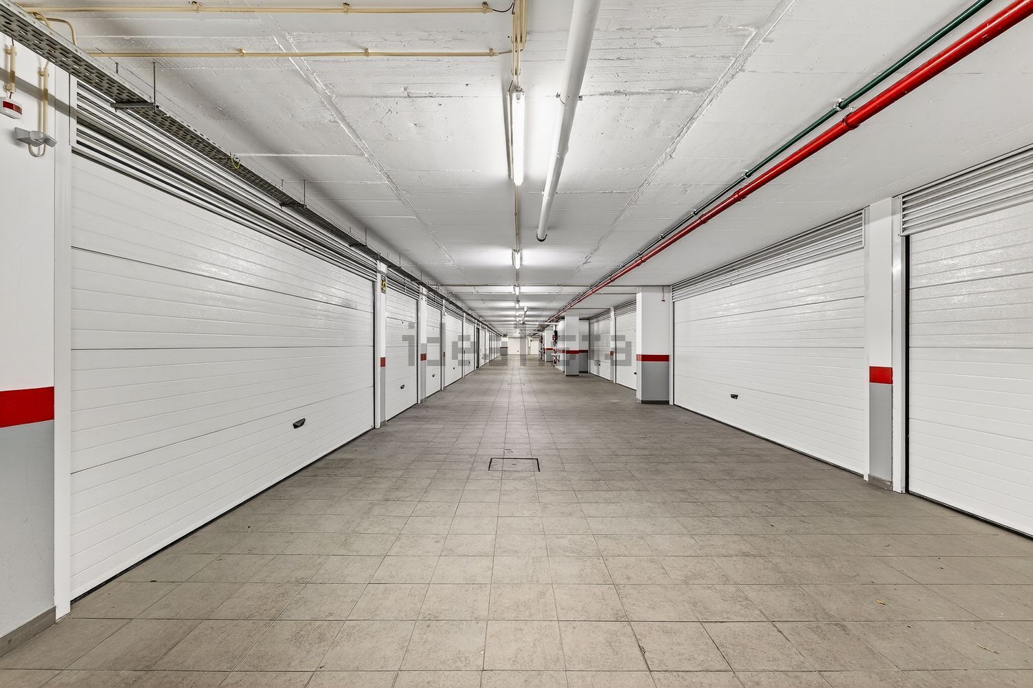 顶层公寓出售在Porto Salvo - 停车位