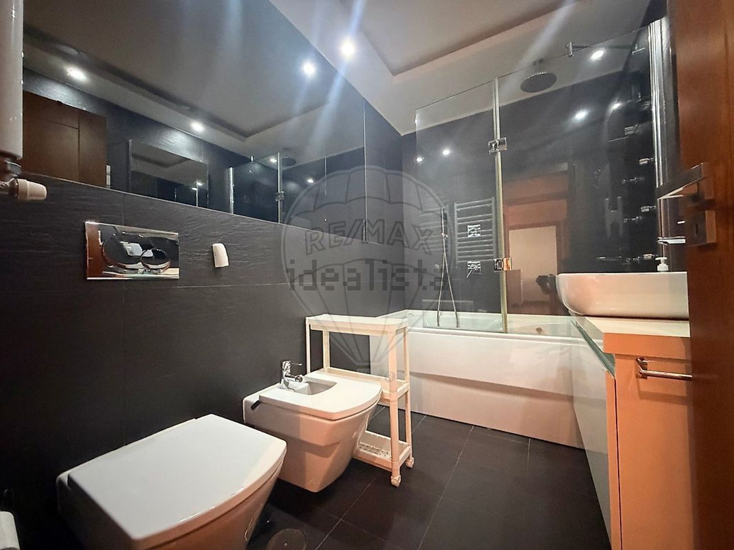 出租公寓 t1在Avenida Diogo Cão - 卫生间