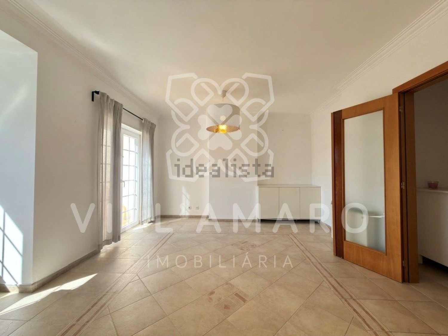 公寓 t3出售在Rua das Acácias - 客厅