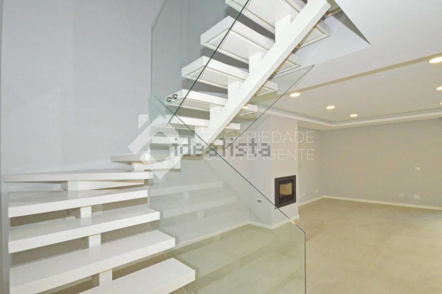 双拼别墅出售在Centro - 详情