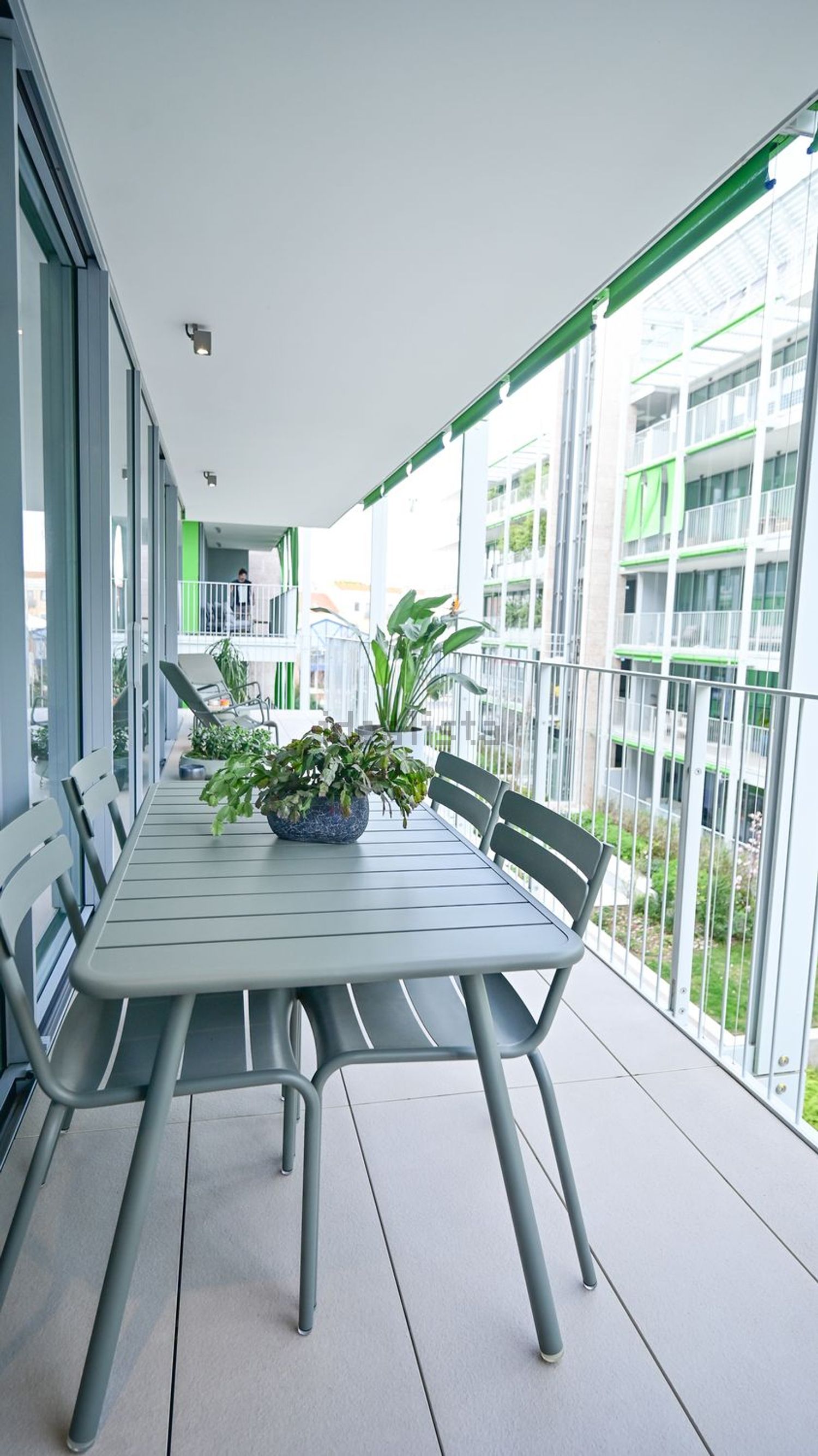 公寓 t3出售在Avenida Infante Dom Henrique, 110 - 露台