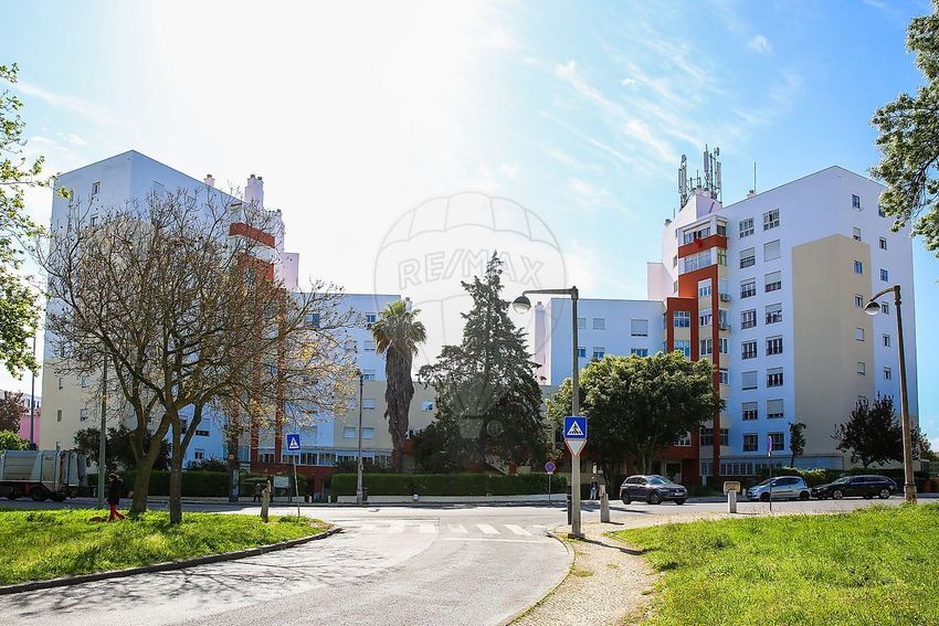 公寓 t2出售在Rua Furriel João Nunes Redondo