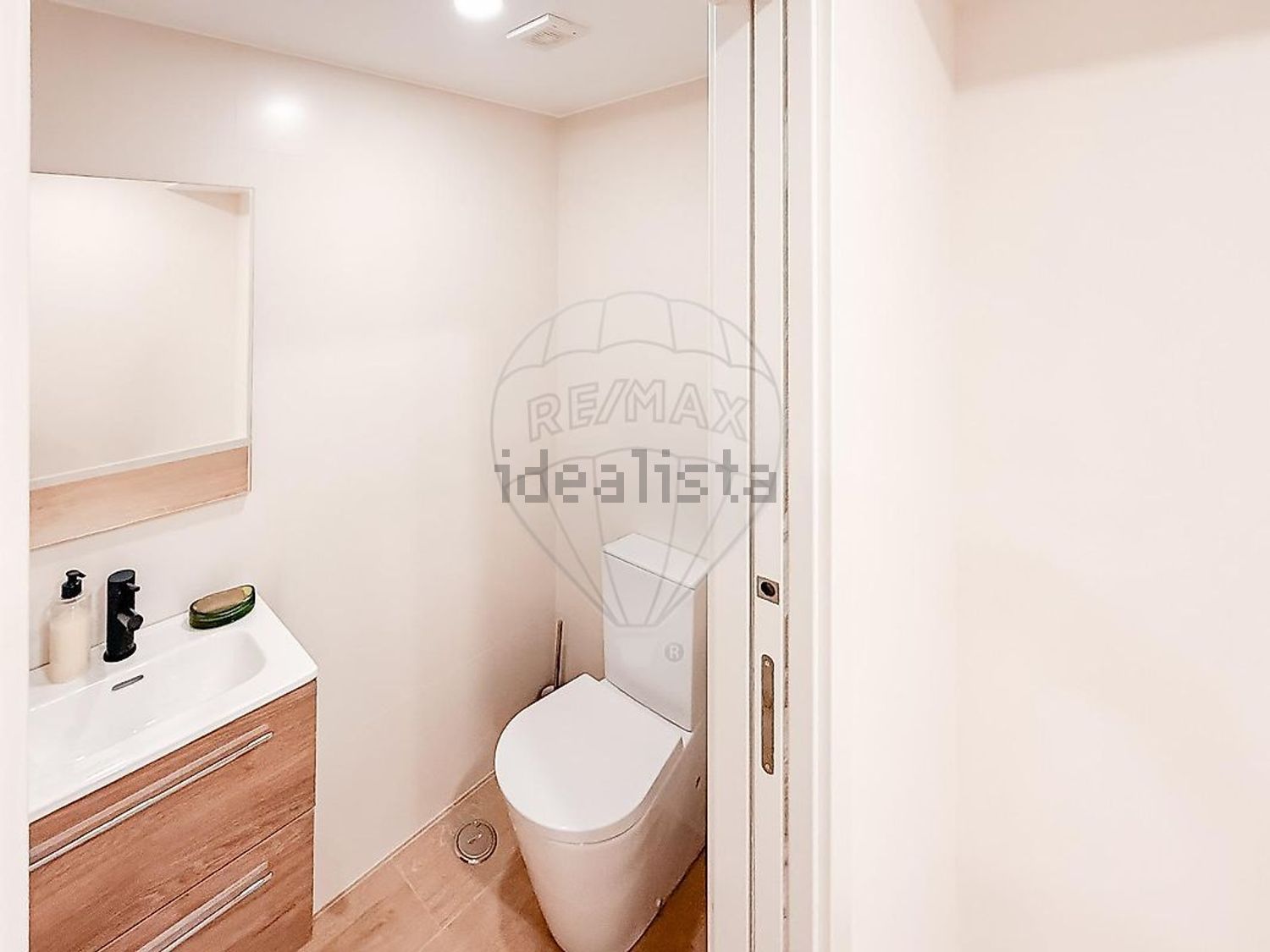 公寓 t2出售在Rua de Olivença - 卫生间