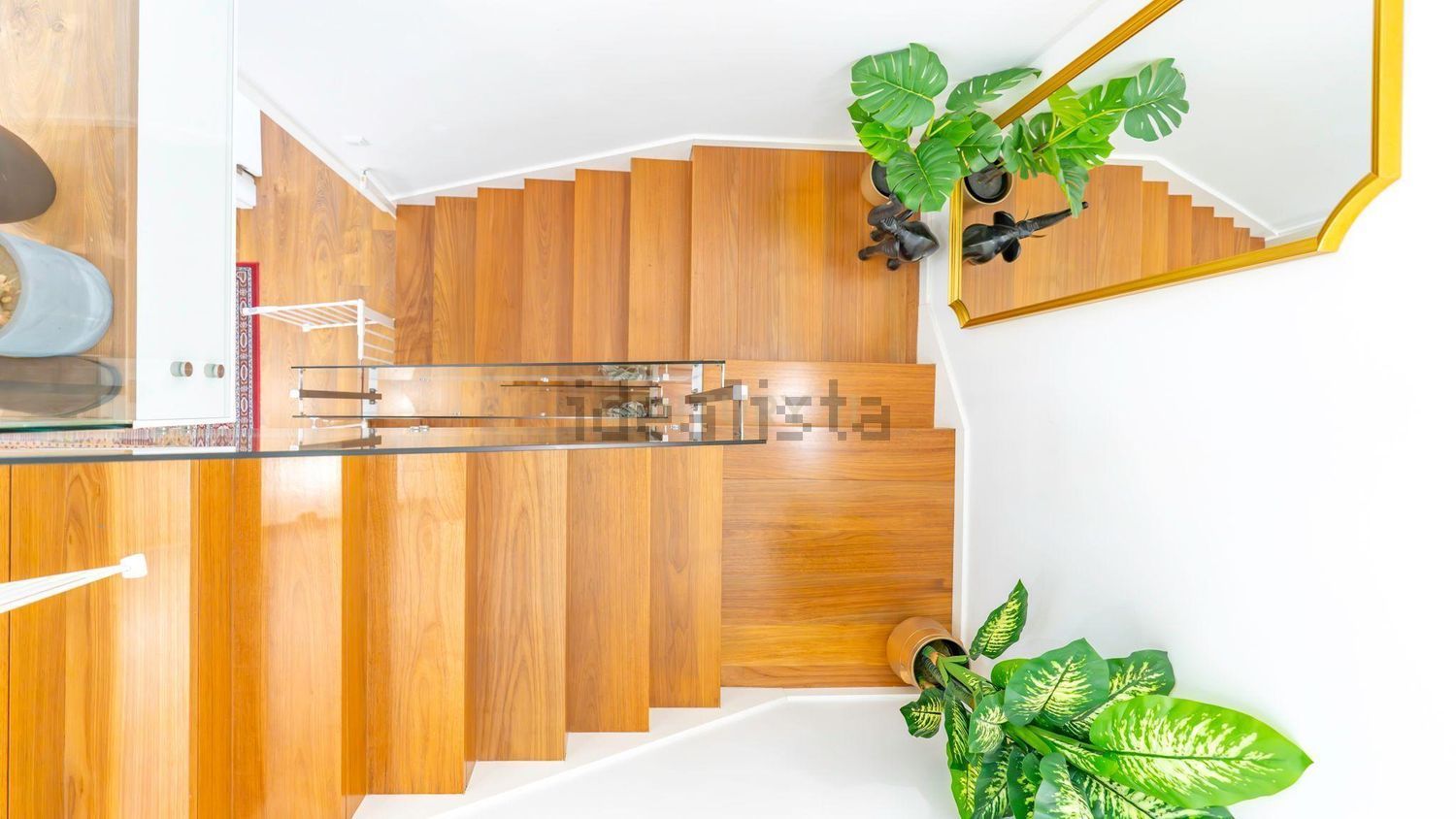 小楼房或独栋别墅出售在Avenida Engenheiro Arantes e Oliveira, 4 - 照片