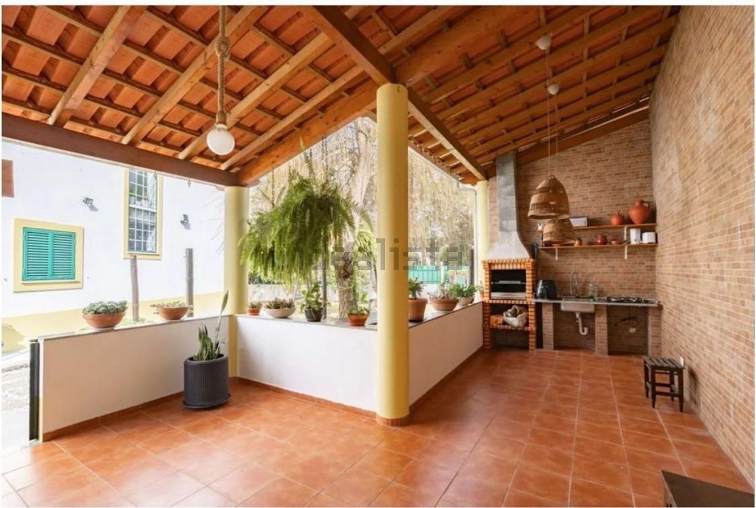 小楼房或独栋别墅出售在Lagoinha - Vale de Touros - 门廊