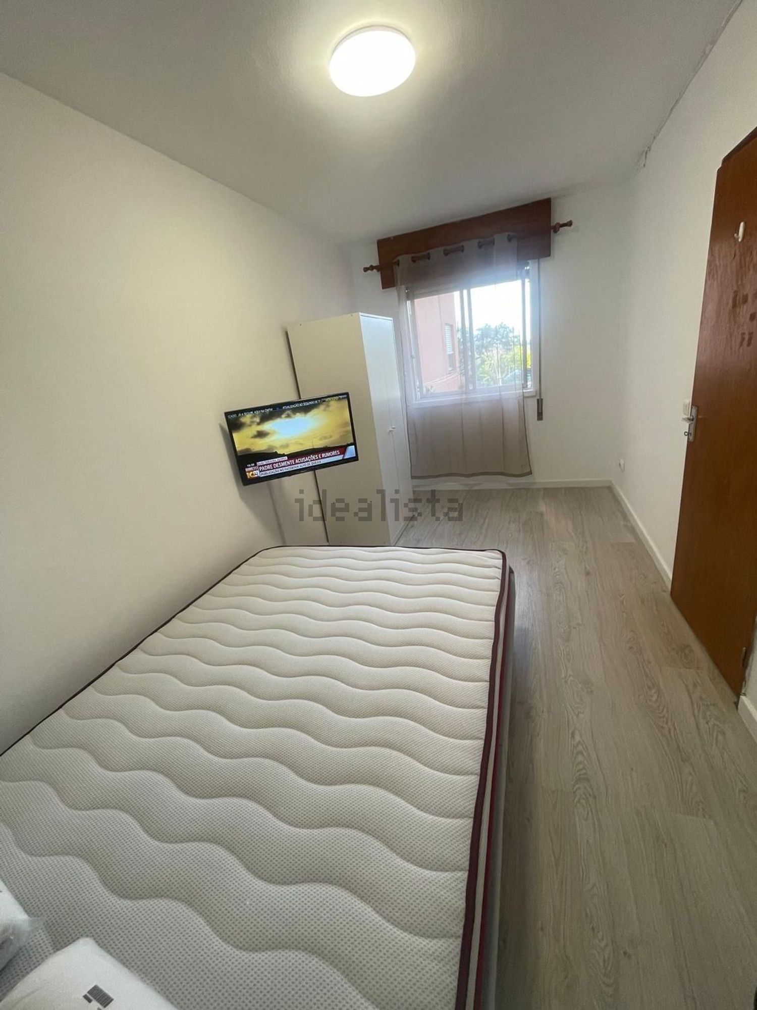 出租房间在Rua Alves Redol, 4 - 卧室