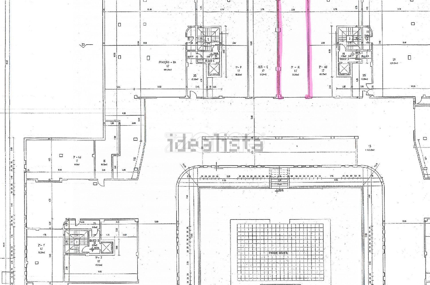 复式公寓出售在Rua dos Eucaliptos, 2 - 平面图