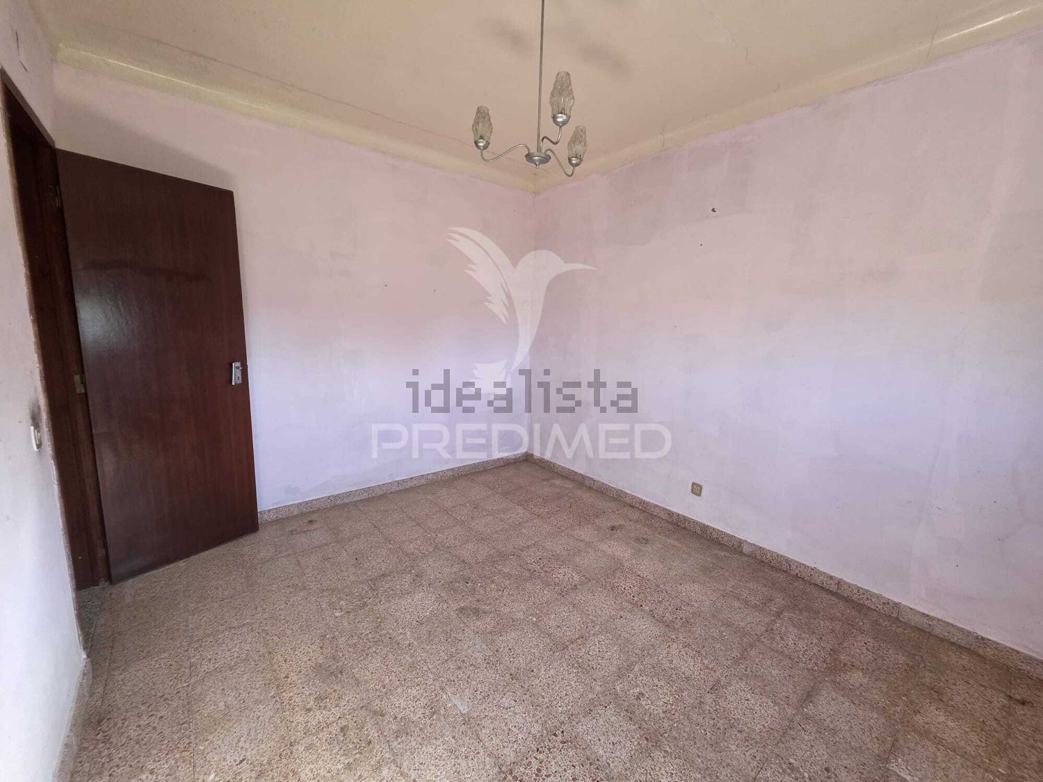 小楼房或独栋别墅出售在Rua Cândido de Matos Vieira - 居住