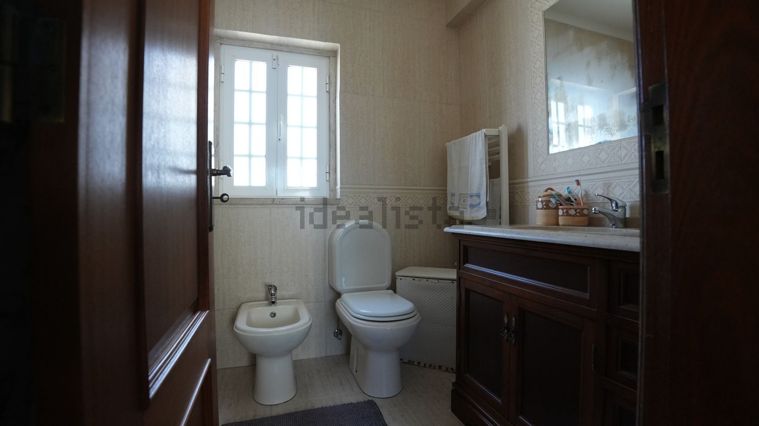 小楼房或独栋别墅出售在Estrada da Tomadia s/n - 卫生间