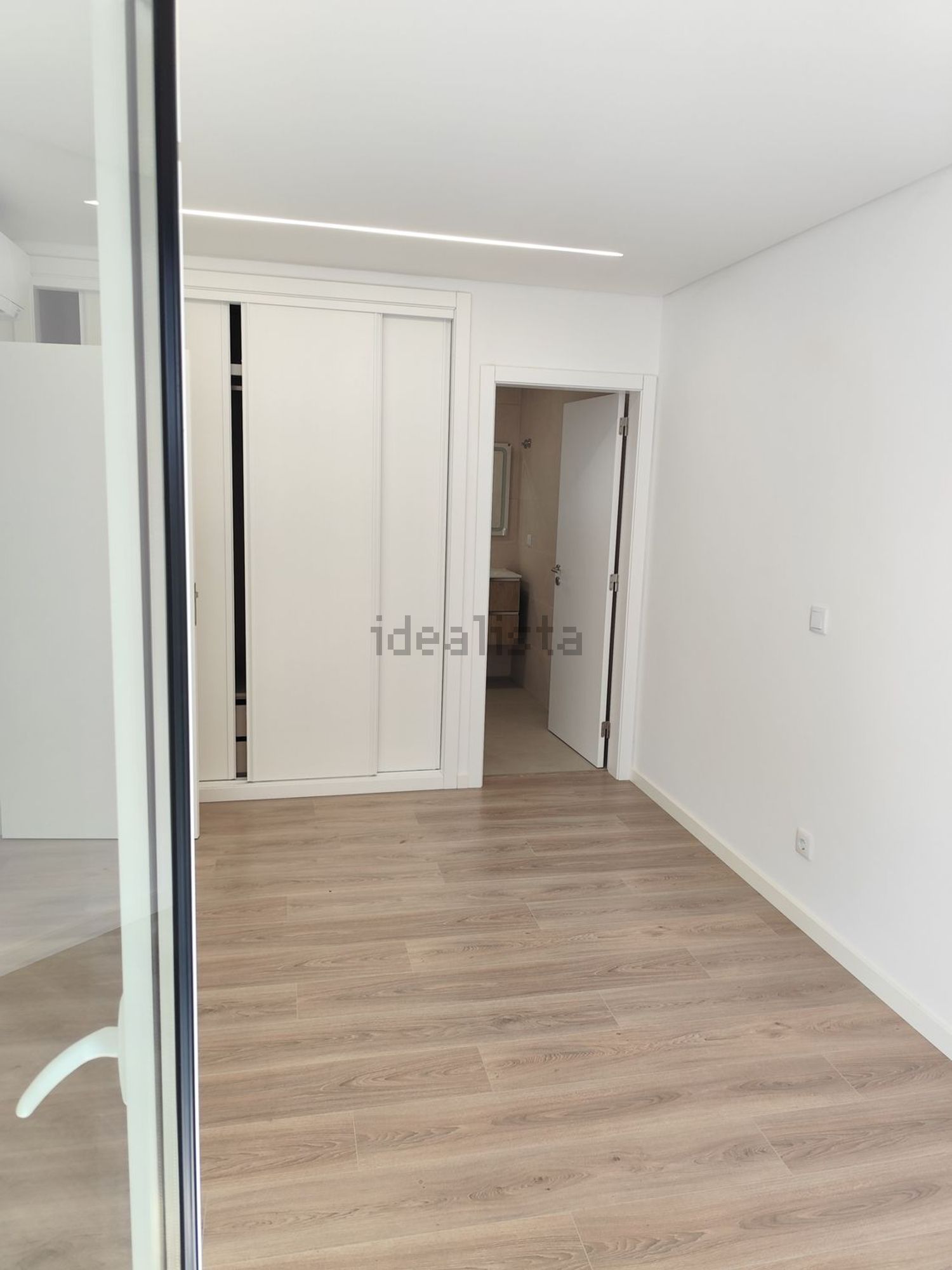 出租小楼房或独栋别墅在Praceta Santa Rita de Cássia - 卧室