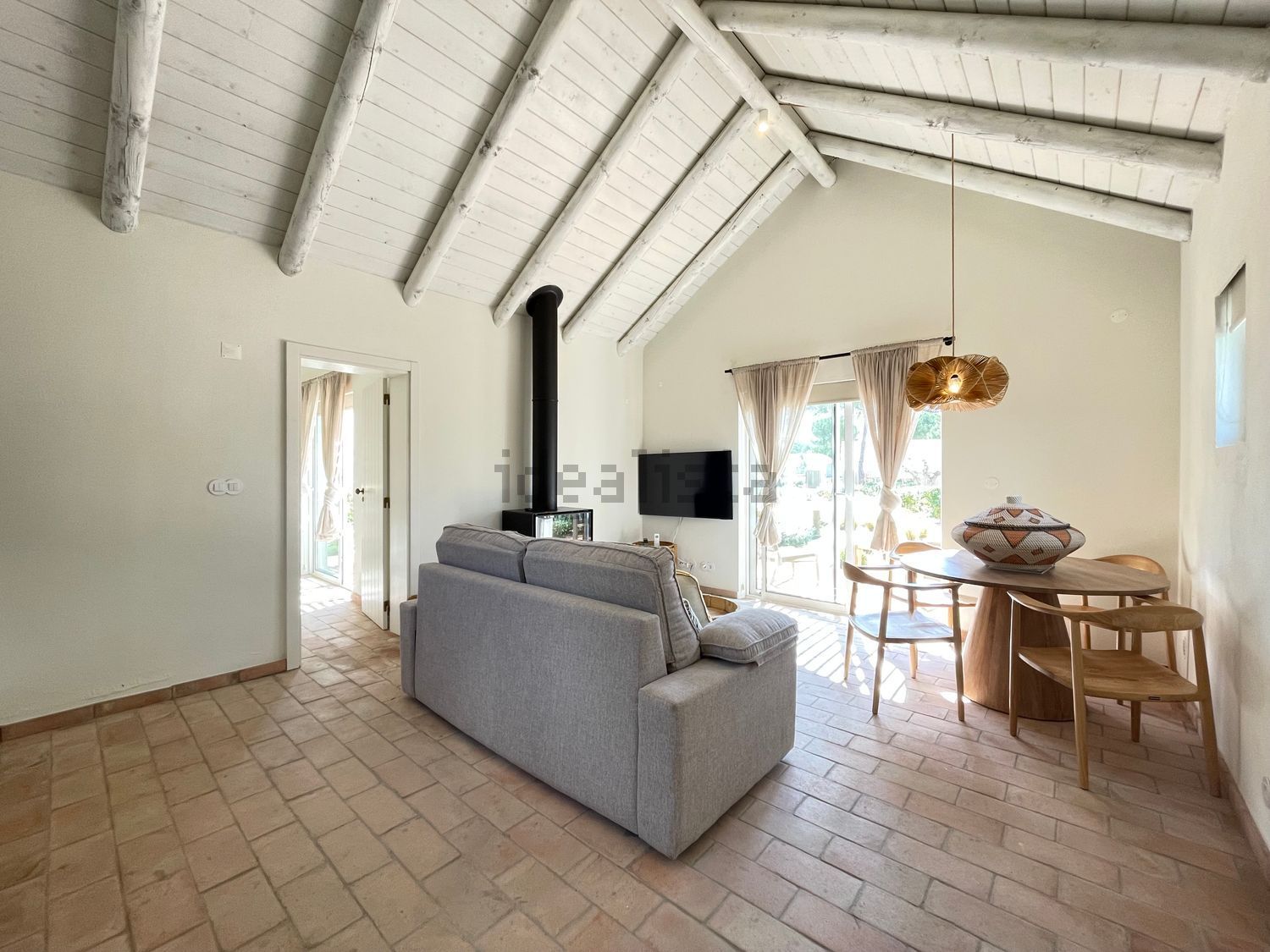 小楼房或独栋别墅出售Authentic Bicas s/n - 客厅