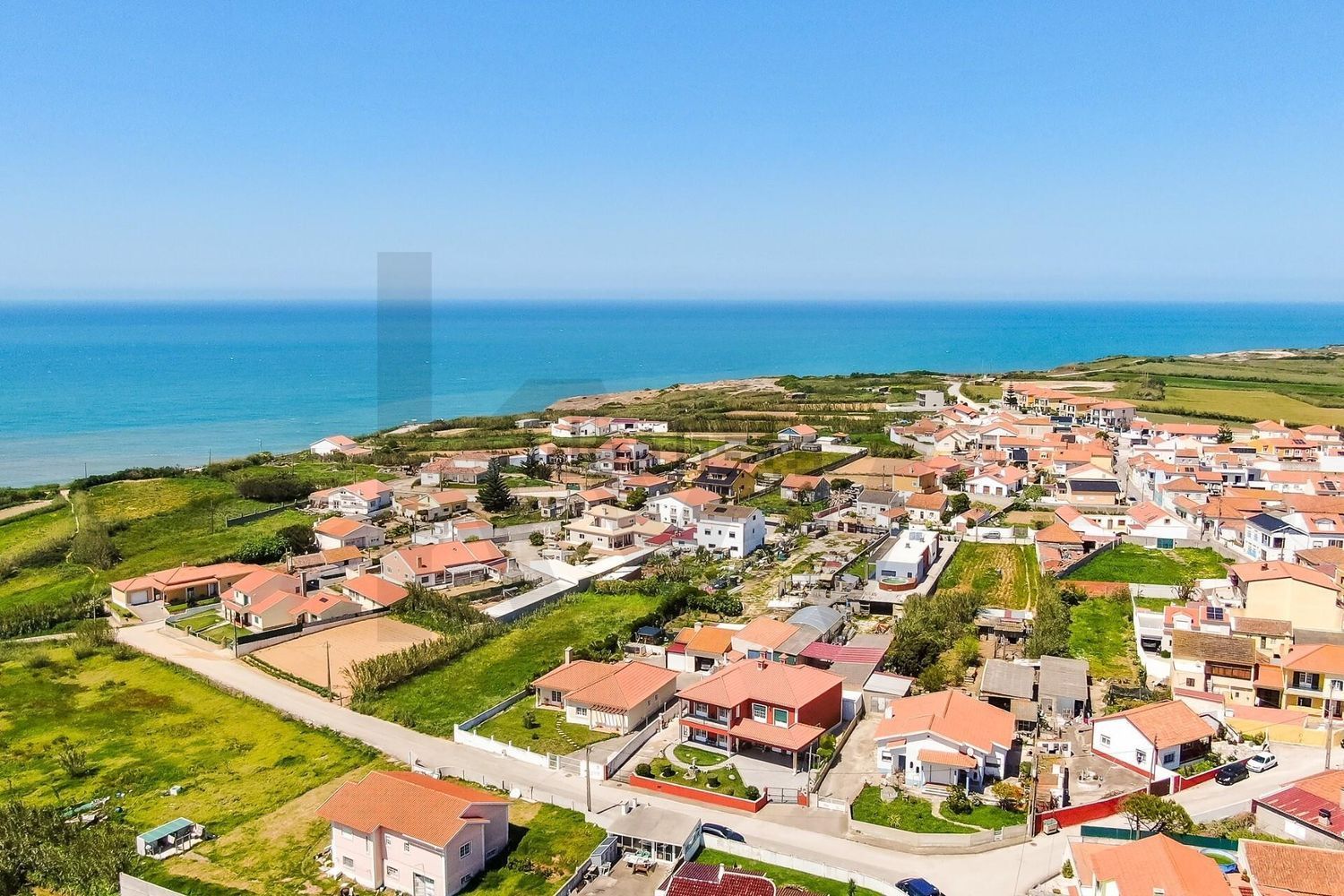 小楼房或独栋别墅出售在Rua de Cambelas - 视线