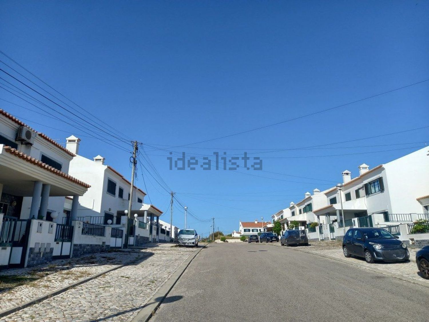 小楼房或独栋别墅出售在Rua do Cerrado das Tramagueiras - 详情