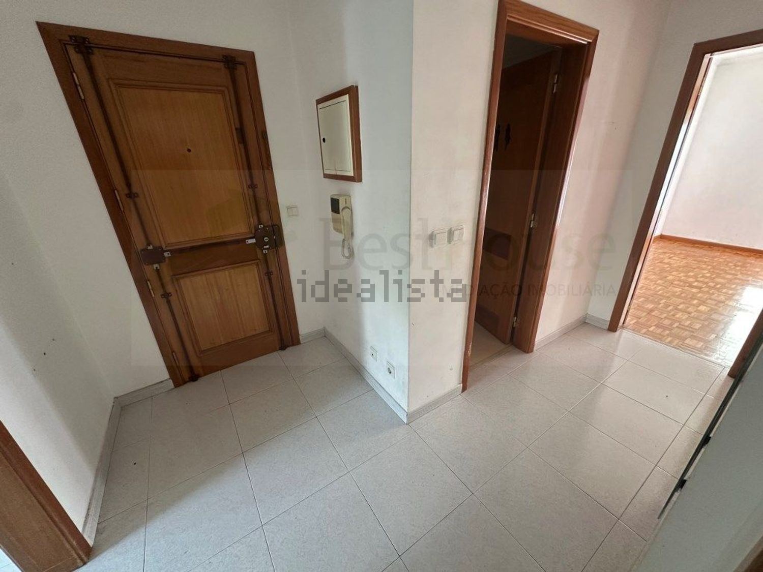 出租公寓 t2在Rua Gonçalves Zarco - 前厅