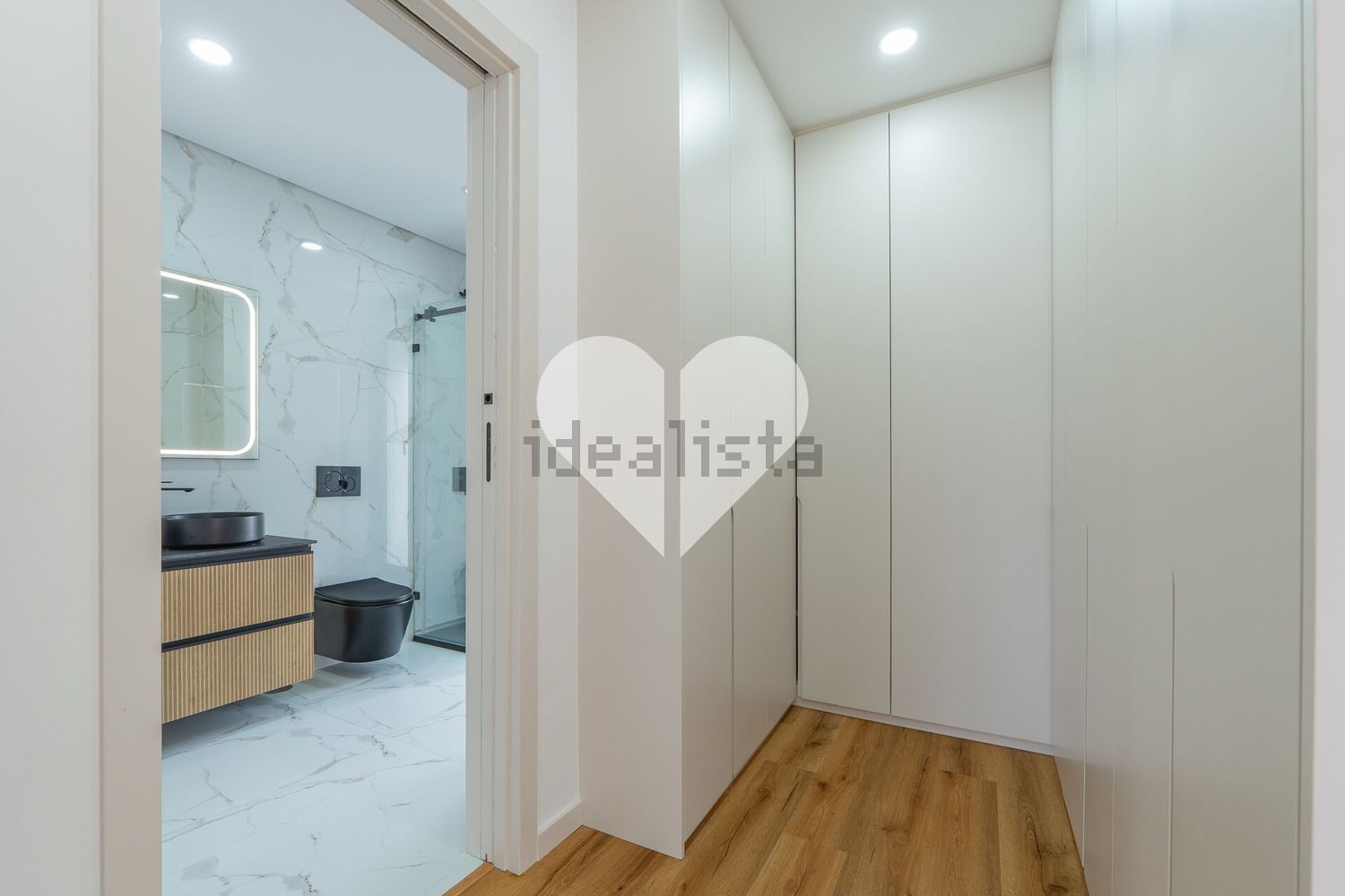 小楼房或独栋别墅出售在Santa Iria de Azoia - São João da Talha - Bobadela - 照片