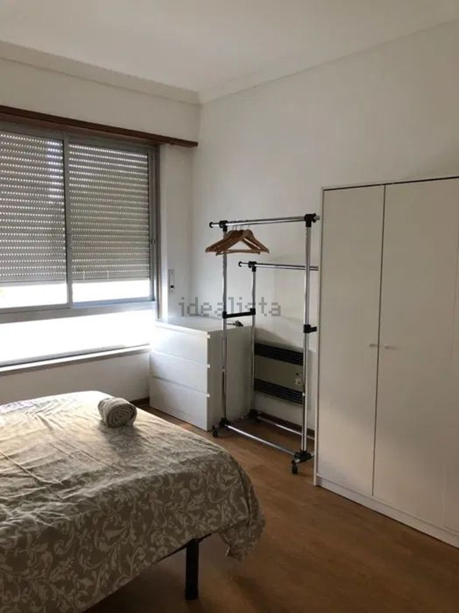 出租房间在Moscavide e Portela - 卧室