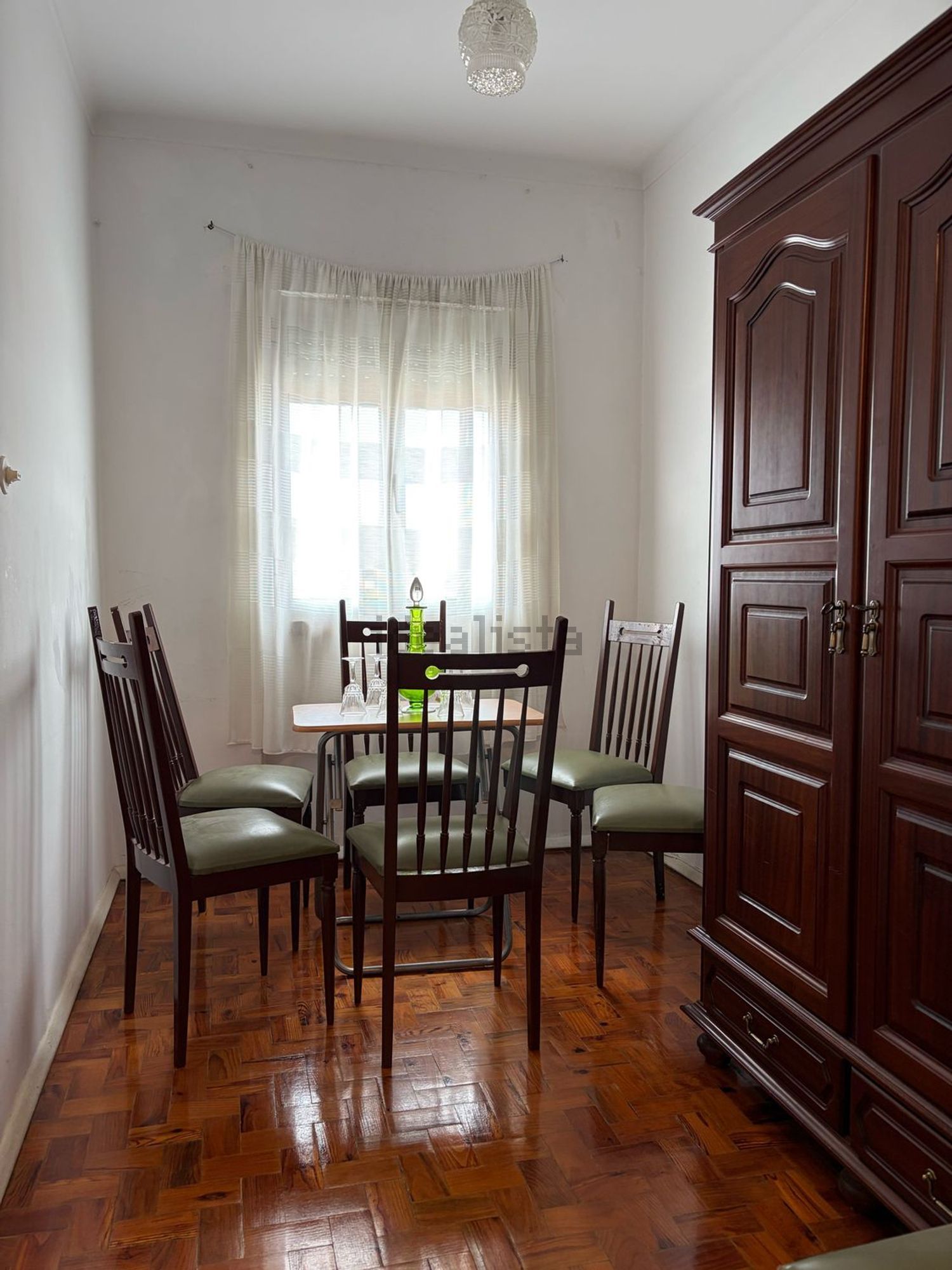 公寓 t2出售在Rua Cidade da Beira, 14 - 客厅