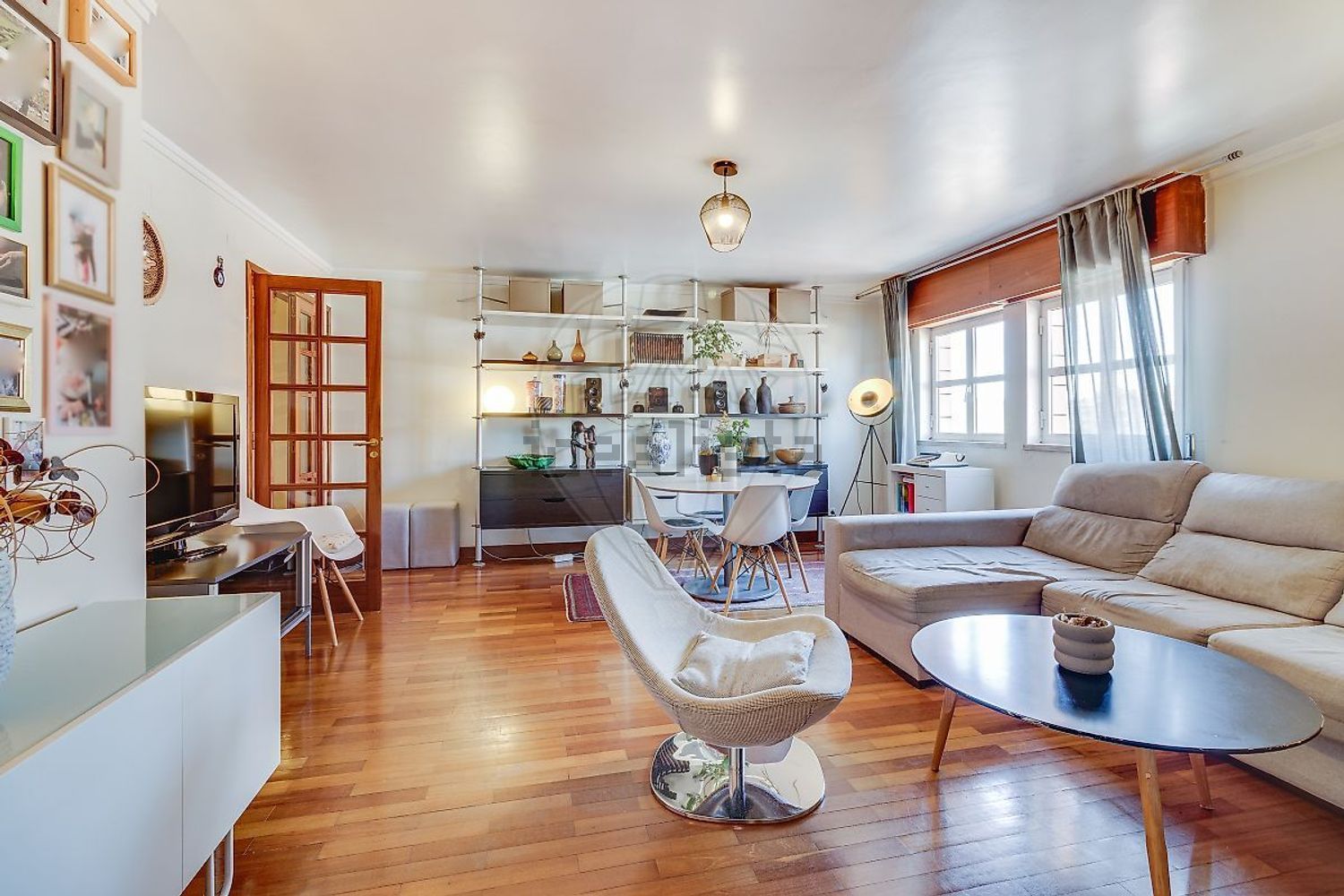 公寓 t2出售在Rua da Bela Vista à Graça - 客厅