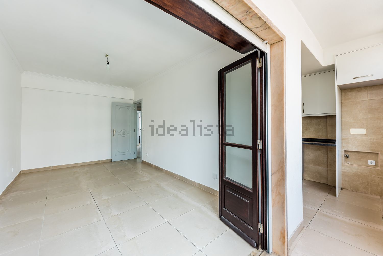 公寓 t2出售在Rua Almeida Garrett - 过道