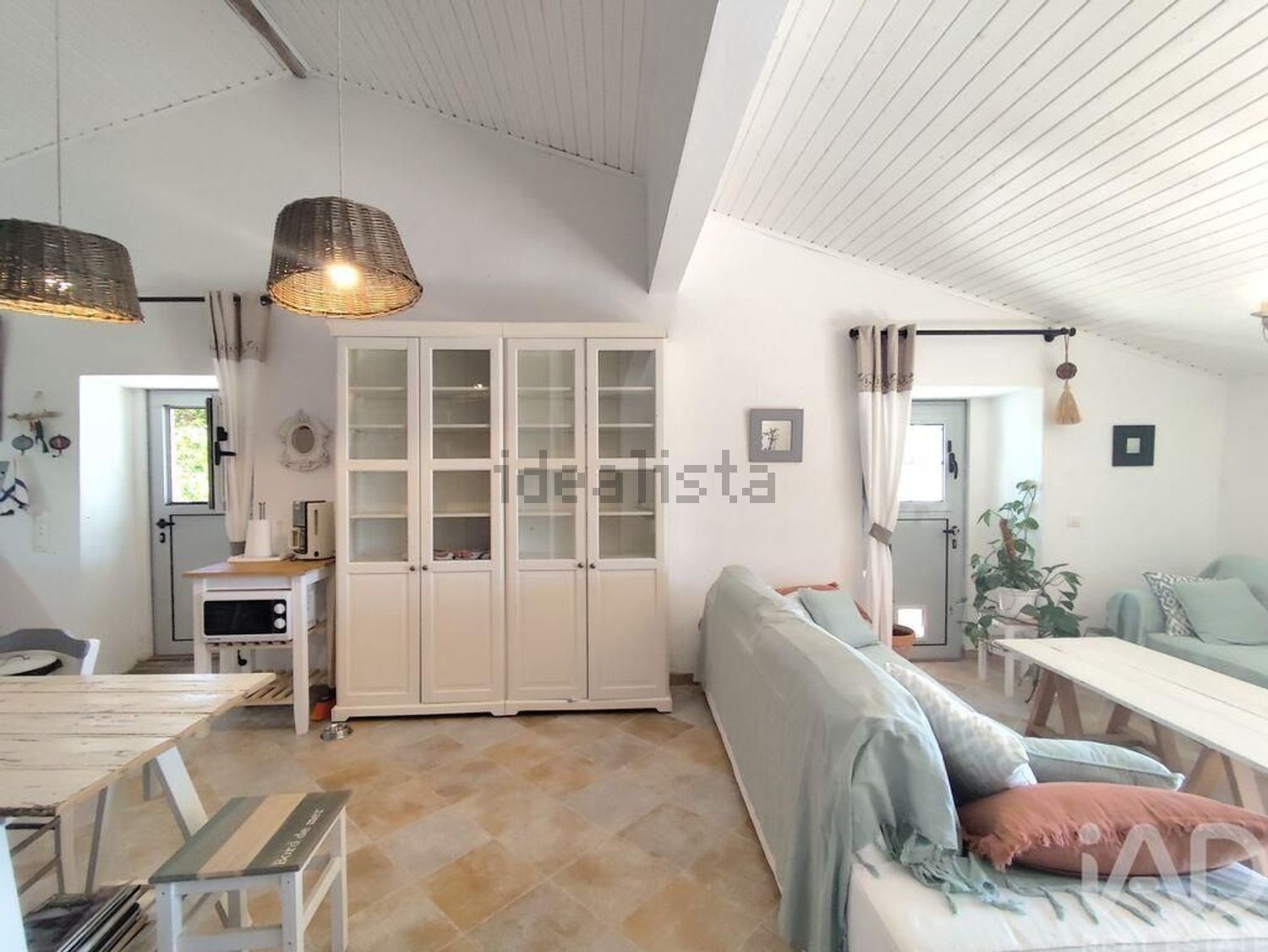 小楼房或独栋别墅出售在Lamas e Cercal - 客厅