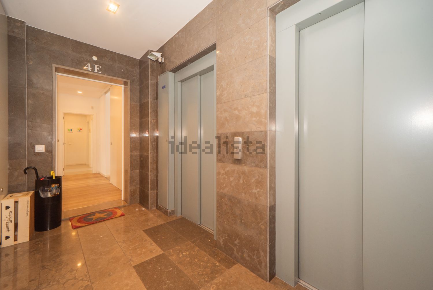 公寓 t3出售在Rua de São Bernardo - 电梯