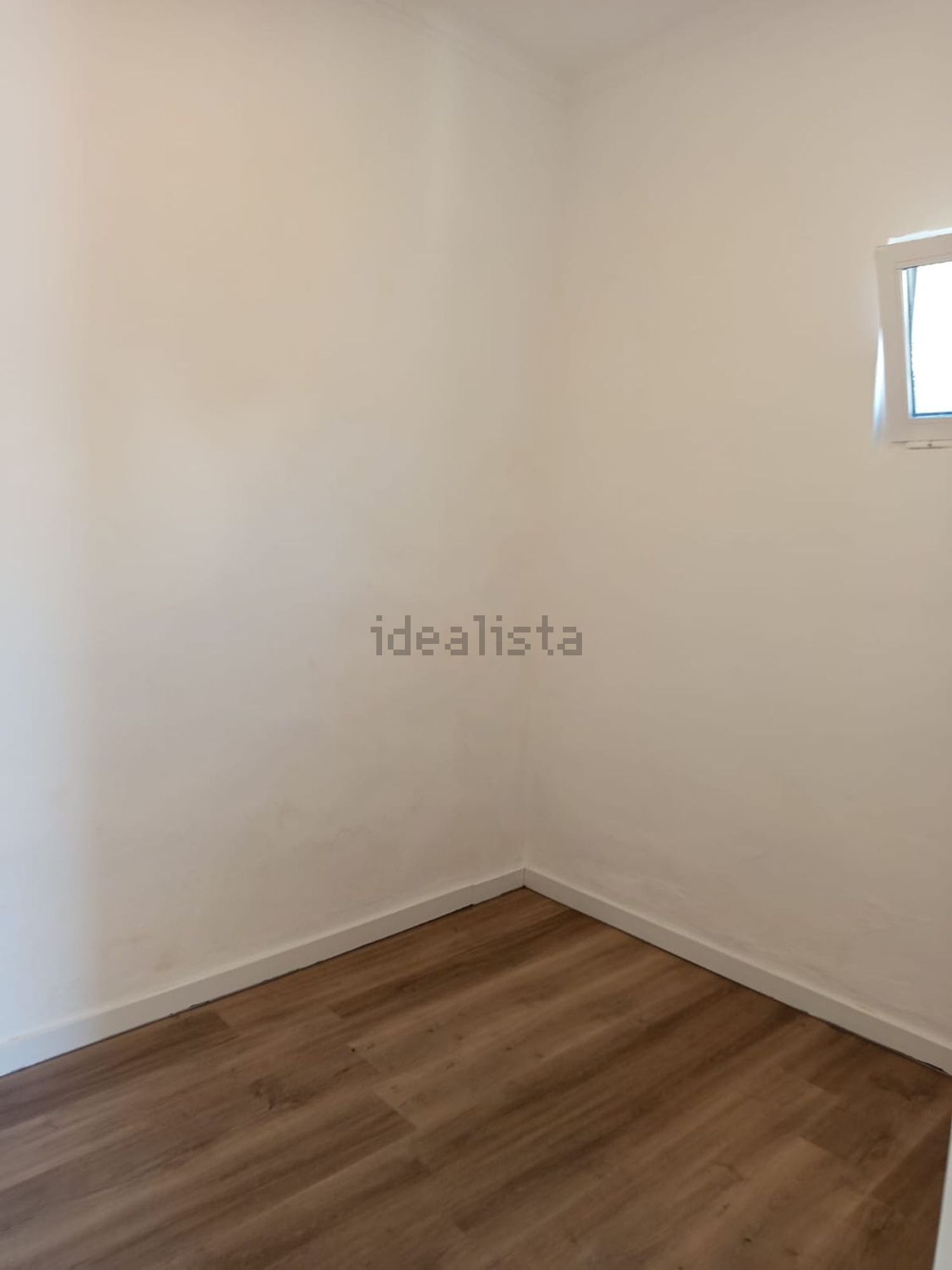 出租小楼房在Rua 1 de Maio, 22 a - 居住