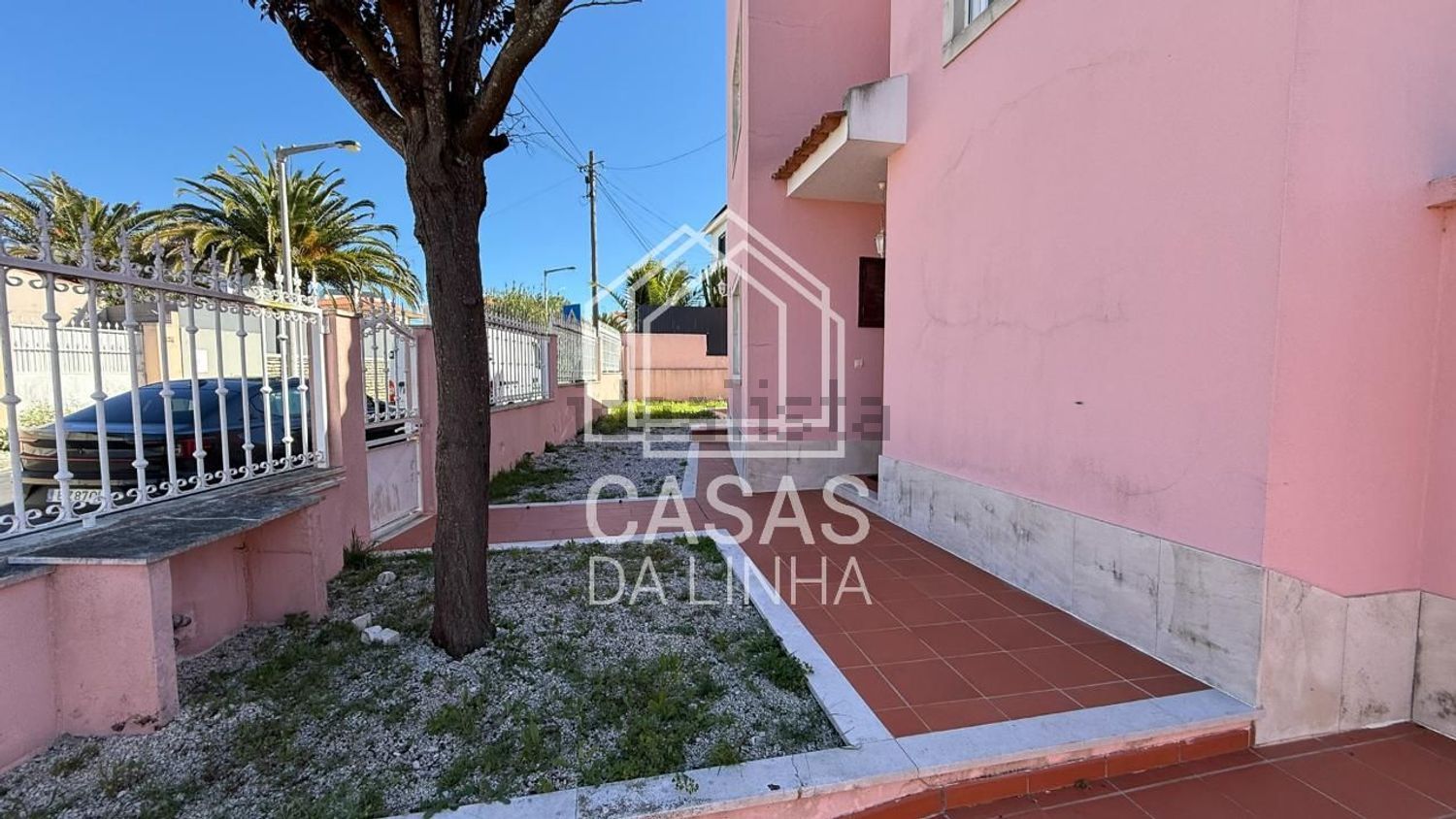 出租小楼房或独栋别墅在Tires - 花园