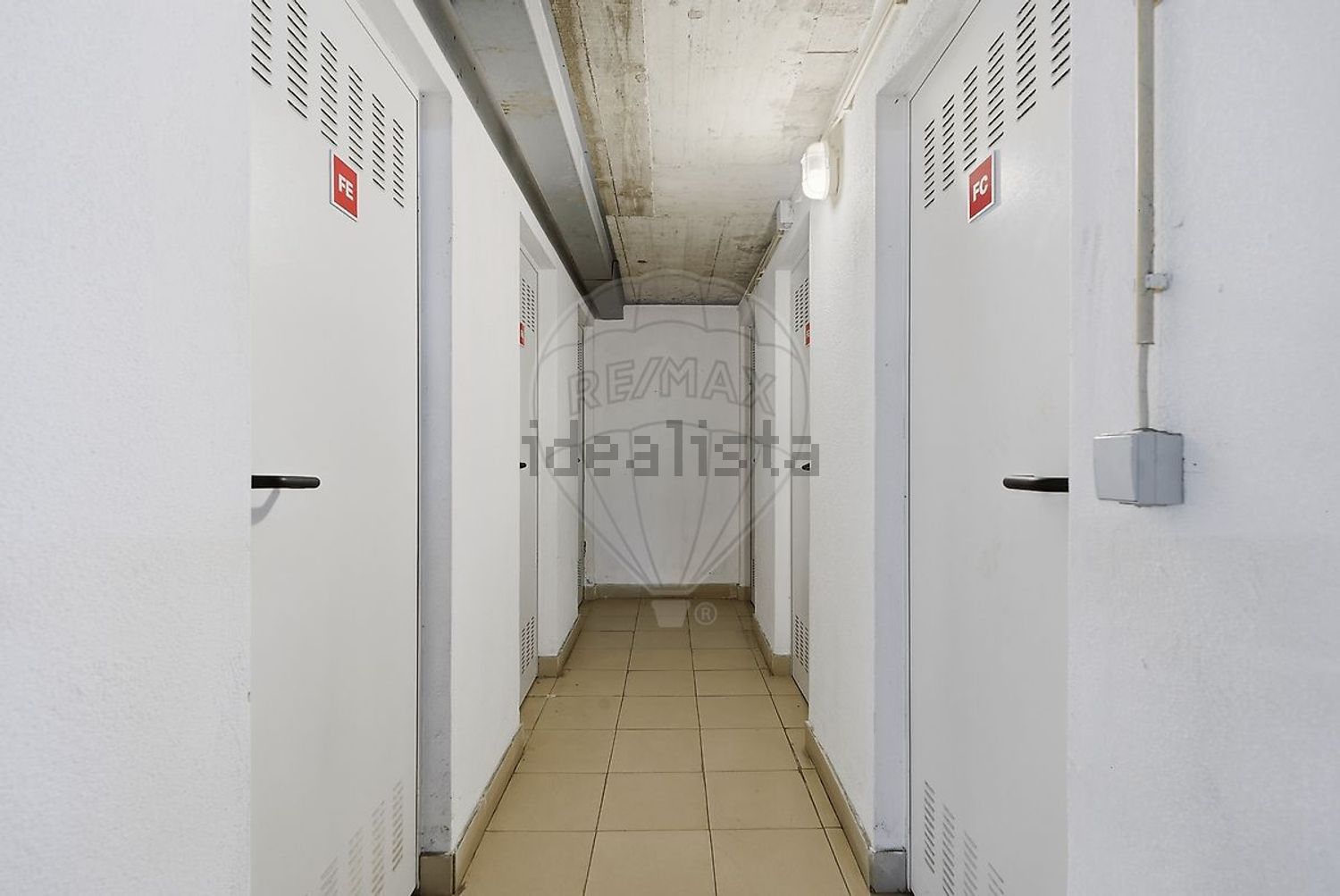 公寓 t3出售在Torres Vedras e Matacães - 过道