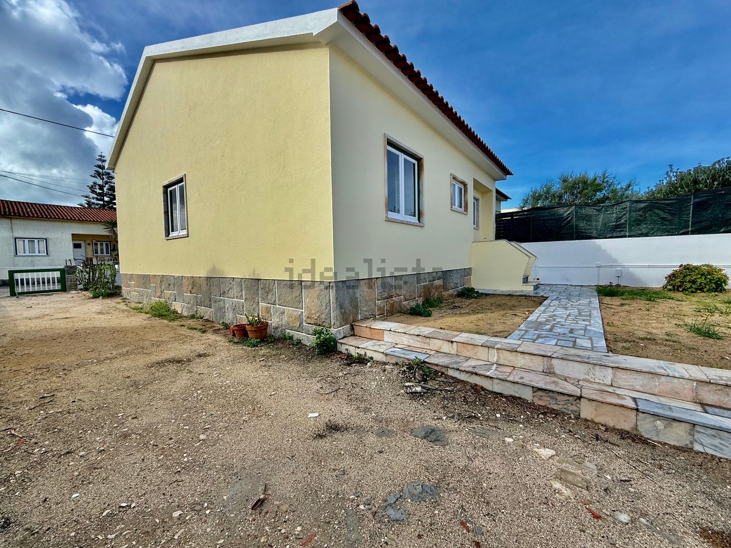 出租双拼别墅在Rua Alberto Tota - 外立面