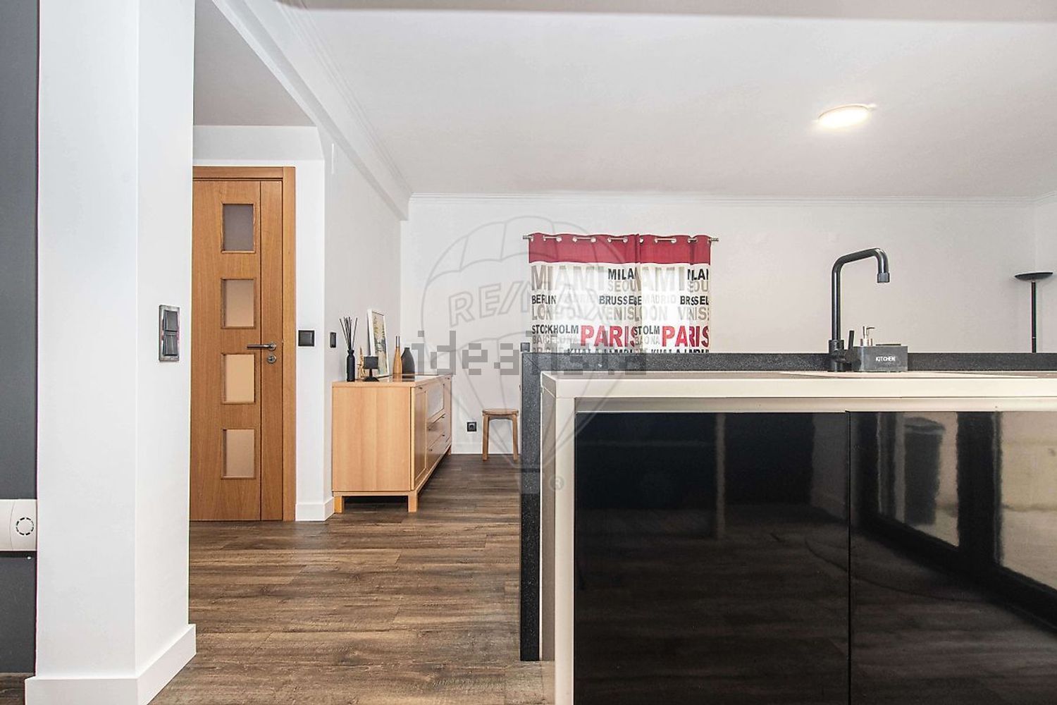 小楼房或独栋别墅出售在Rua Rui Pinto de Azevedo - 客厅