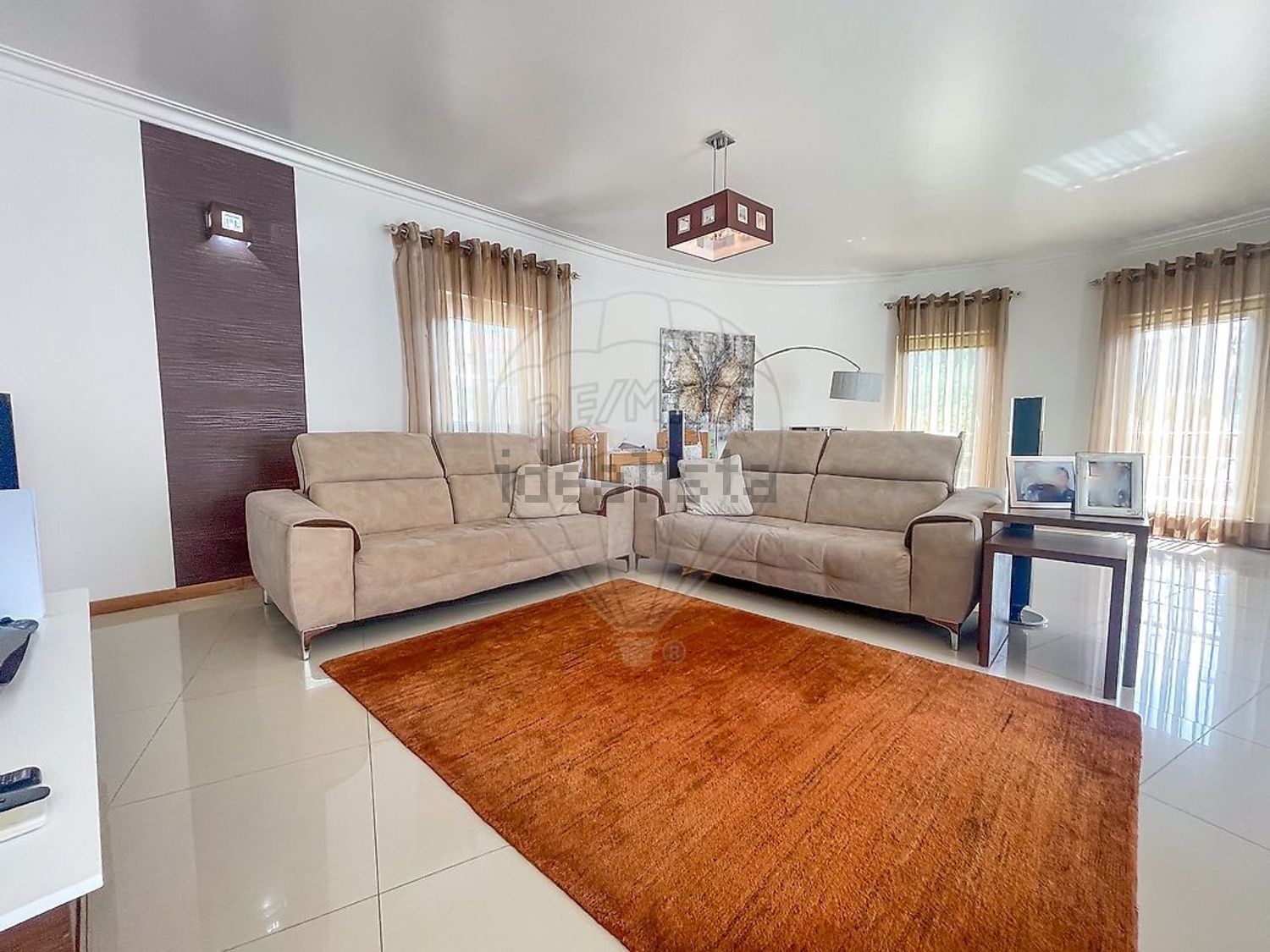 小楼房或独栋别墅出售在Rua Adriano Correia de Oliveira - 客厅