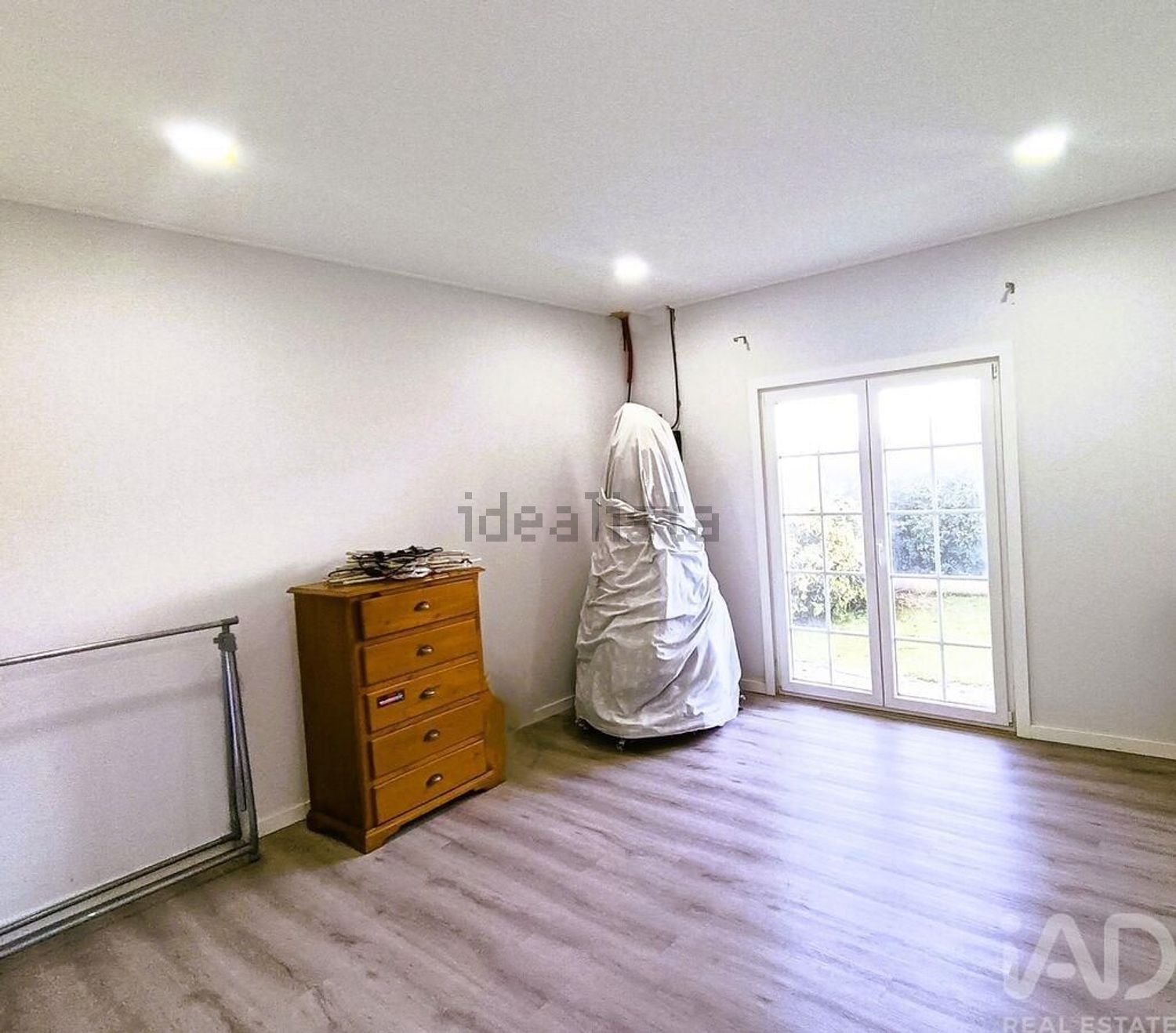 小楼房或独栋别墅出售在Castanheira do Ribatejo e Cachoeiras - 卧室