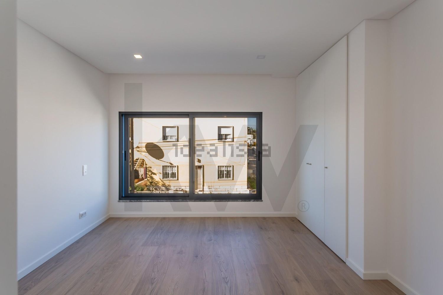 双拼别墅出售在Rua Marechal Craveiro Lopes s/n - 居住