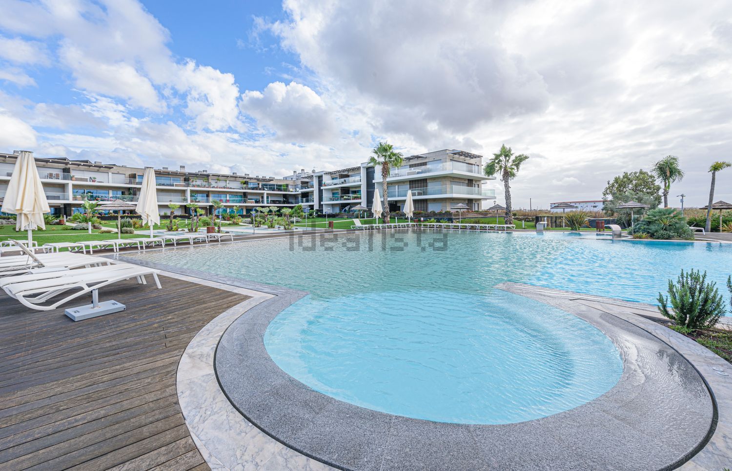 公寓 t3出售在Passeio das Caravelas - 游泳池