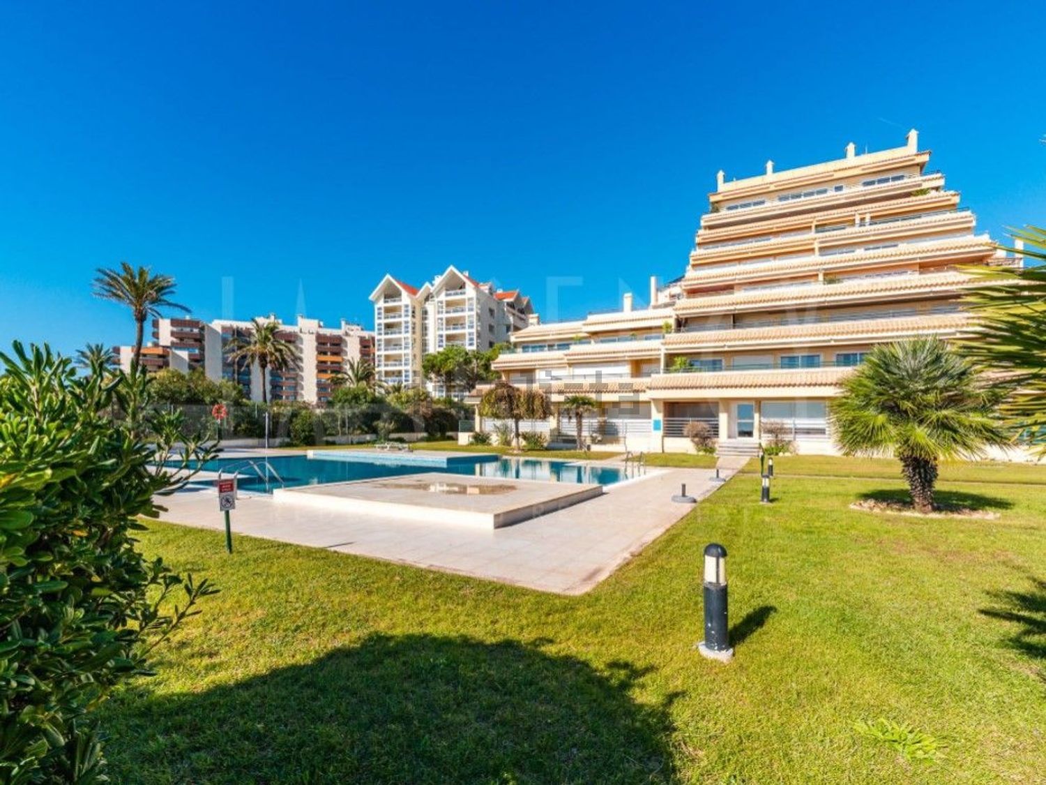 公寓 t1出售在Centro de Cascais - 游泳池