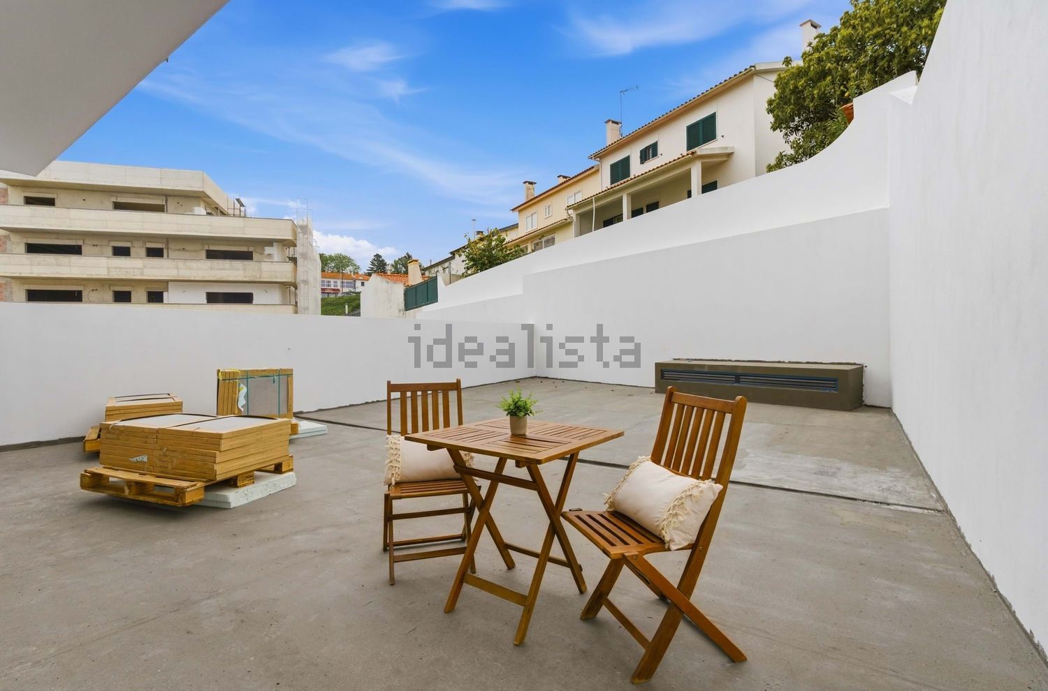 公寓 t2出售在Rua Coronel Vítor Alves - 阳台