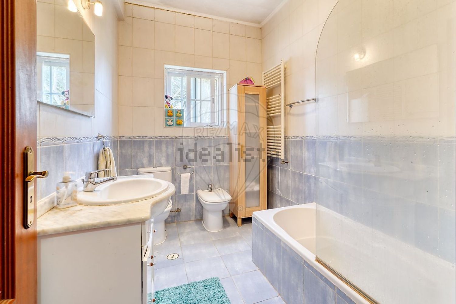 小楼房或独栋别墅出售在Rua da Horta - 卫生间