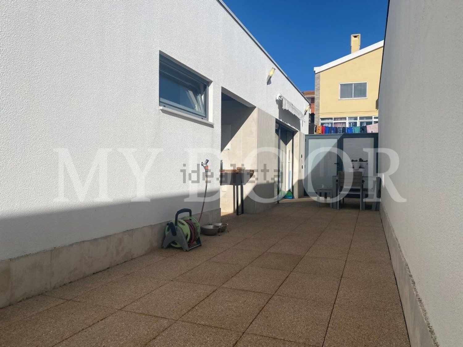 小楼房或独栋别墅出售在Santo Antão e São Julião do Tojal - 外立面