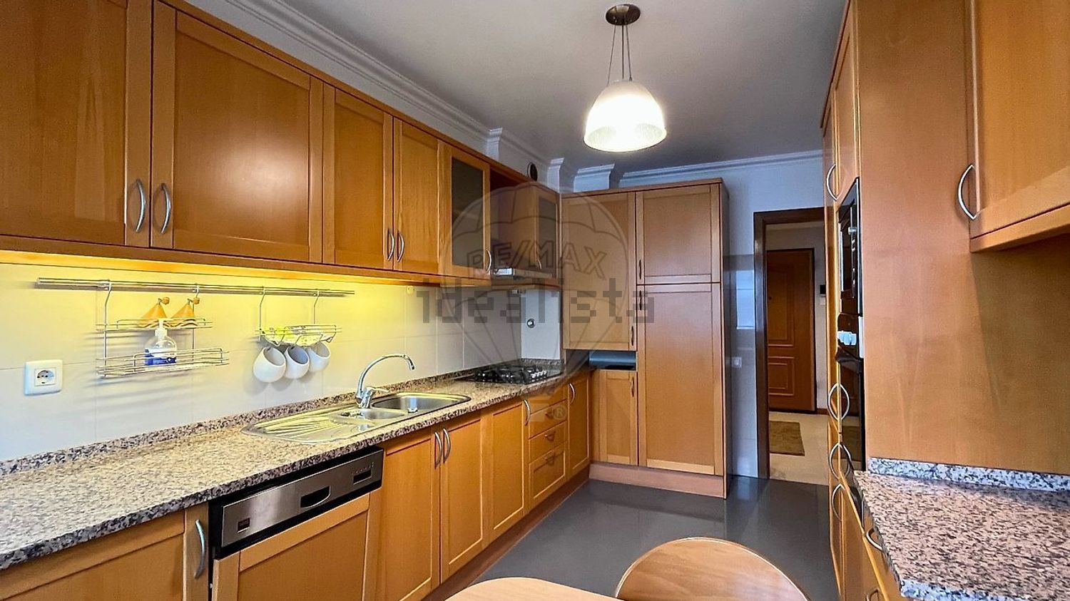 公寓 t3出售在Rua Domingos Rebelo - 厨房